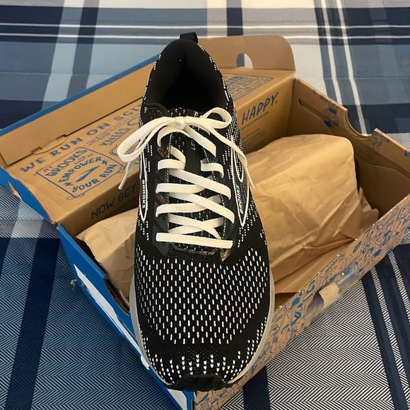 BROOKS LEVITATE CTS - Picture 5 of 8